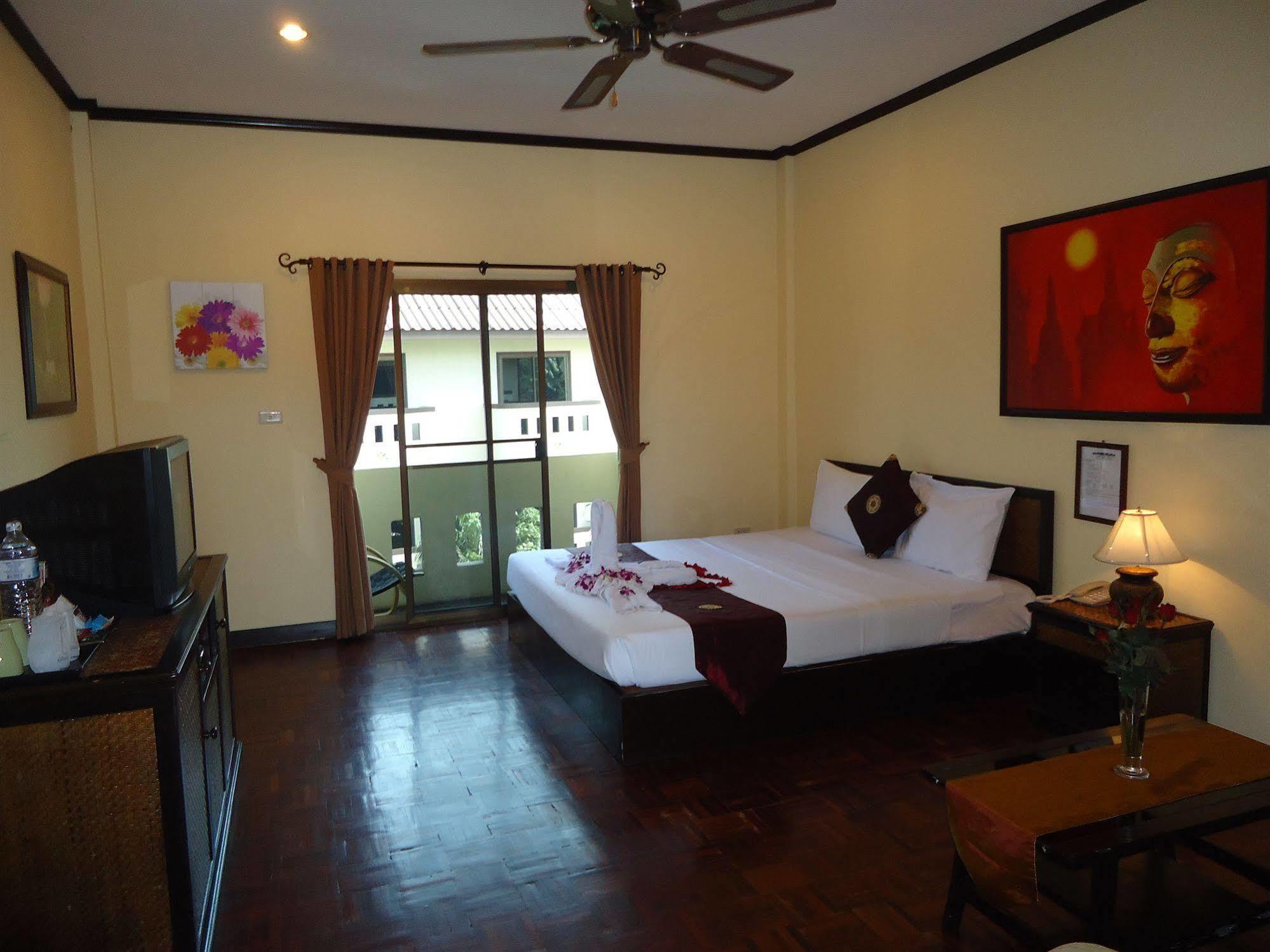 Bonkai Resort Pattaya Exterior photo
